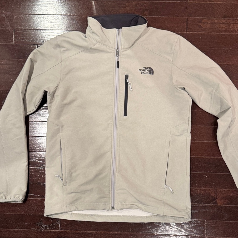 The North Face Men's Cream Apex Bionic Jacket